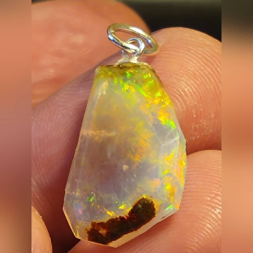☆7.30ctw Natural Ethiopian Fire Opal Pendant - 925 Silver - New - Unisex Jewelry